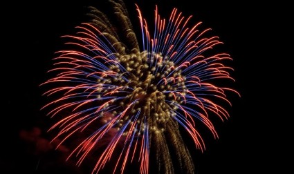 SPU: New Year's Eve Fireworks Launched From Ancient Galleons